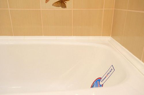 Чем заделать стык между ванной и плиткой: заделка швов и современные методы, бортики на ванну, швы и уплотнитель