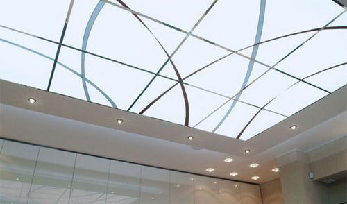 Дизайнерские потолки - популярные виды: натяжной, зеркальный, стеклянный, характеристика новых технологий, фотопримеры +видео