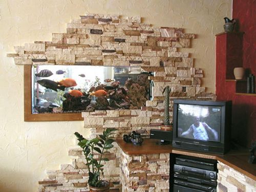 Гипсовая плитка: декоративная под камень и кирпич, клей и укладка на стену, видео, внутренняя отделка под камень