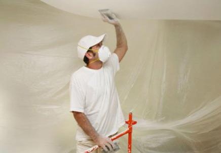 Как шпаклевать потолок под покраску?