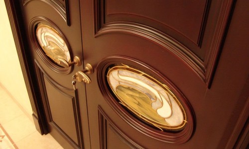 Как выбрать двери: межкомнатные и входные конструкции