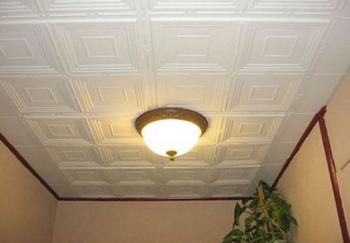 Какой потолок лучше сделать в коридоре?