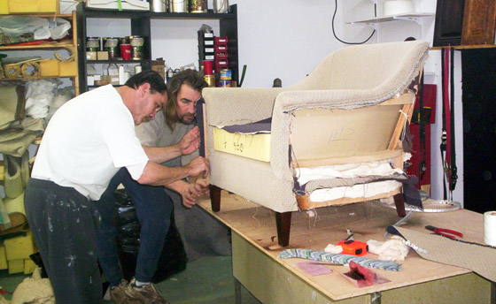 Ремонт и реставрация старой мебели своими руками: перетяжка, покраска, обновление