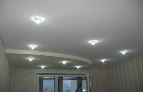 Точечные светильники для натяжных потолков - разновидности и способы установки