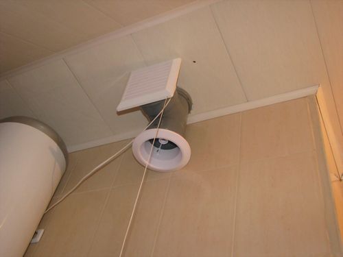 Вентиляция в ванной комнате и туалете: принудительная установка и как сделать вытяжку в санузле правильно