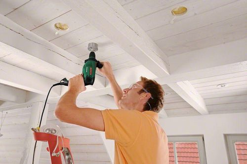 Бетонный потолок в интерьере: крепеж в доме из газобетона, как просверлить плиты, демонтаж конструкции