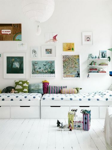 Детская в скандинавском стиле: для мальчика комната, постеры и фото девочки, вагонка для подростка, игрушки