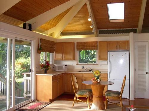 Дизайн кухни в загородном доме: фото интерьера, кухня-гостиная, красивые кухни-столовые, видео