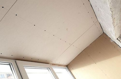Из чего и как сделать потолок на лоджии своими руками, как правильно обшить поверхность, при необходимости сделать ремонт, детально фото и видео