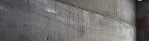 Как сделать бетонную стену: монолитную и панельную, кладка на фундамент