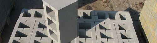 Какие бывают виды бетонных строительных блоков: монтаж, инструменты и приспособления для кладки