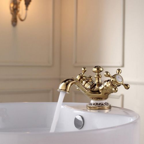 Кран для ванной: для раковины и душа, как в комнату выбрать сантехнику, смеситель душевой для умывальника