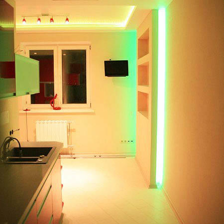 Монтаж светодиодной ленты на кухне своими руками: как установить подсветку, видео-инструкция
