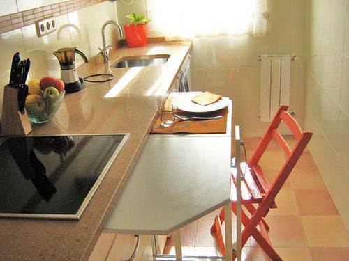 Обеденные столы для кухни раздвижные: круглые выдвижные группы и овальные для маленькой кухни, фото, видео