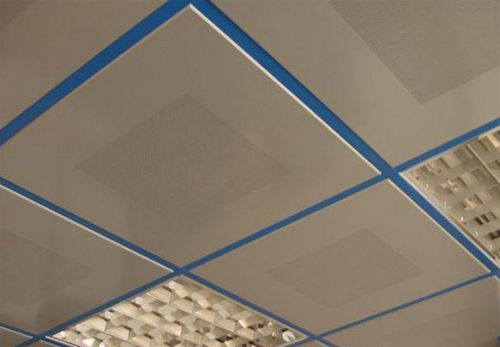Плиты для подвесного потолка, как подобрать размеры, особенности устройства кассетных, гипсовых, деревянных и стеклянных конструкций, смотрите фото и видео