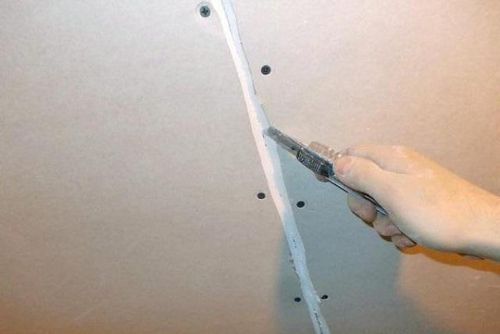 Ремонт подвесного потолка из гипсокартона