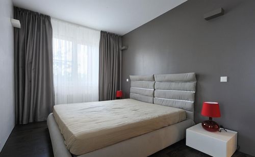 Спальня в стиле минимализм: фото дизайна интерьера в хай-тек, гарнитур в больших, как оформить, видео как своими руками
