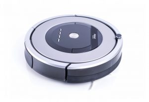Стоит ли отдавать деньги за робот-пылесос Roomba 780?