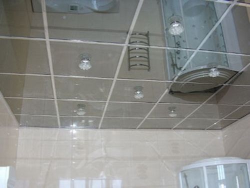 Зеркальные потолки - особенности конструкции и монтаж своими руками