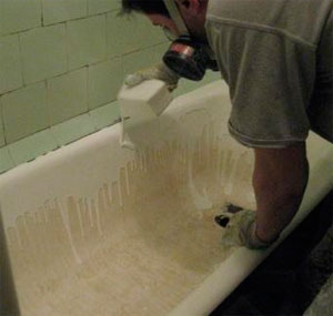 Как самостоятельно отреставрировать эмалированное покрытие старой ванны?