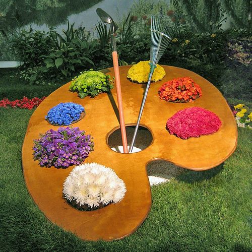 Клумба из многолетников – схемы клумб непрерывного цветения в саду и на даче   фото