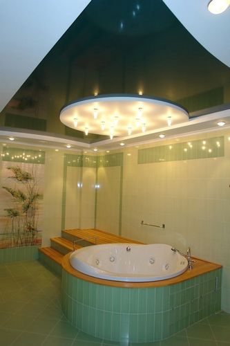 Натяжные потолки в ванной: фото и идеи дизайна