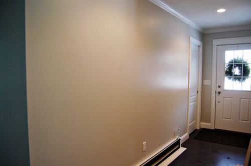 Покраска стен в квартире своими руками: фото, видео инструкция