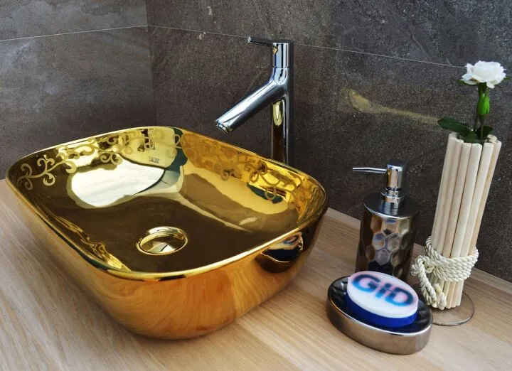 Золотая раковина для ванной