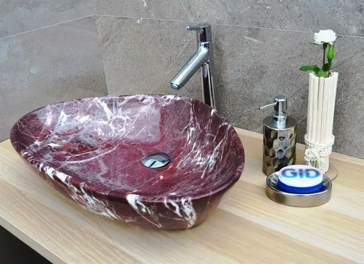 Интересный дизайн керамической раковины для ванной