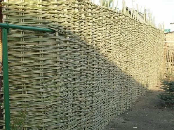 Забор из поддонов своими руками: фото и пошаговый процесс сборки