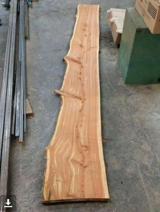 скамейка из массива дерева