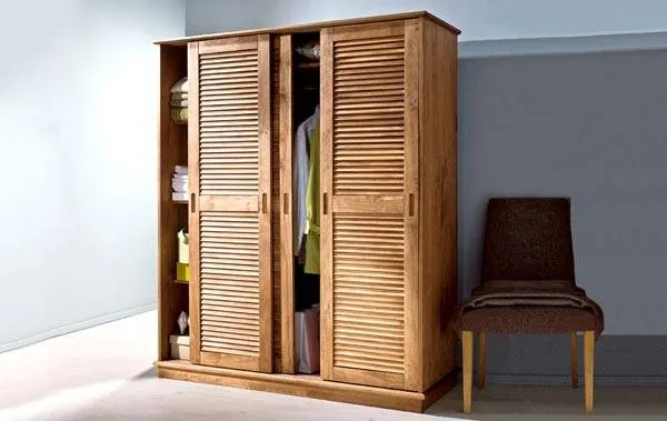 Пример использования: платяной шкаф с раздвижными дверьми